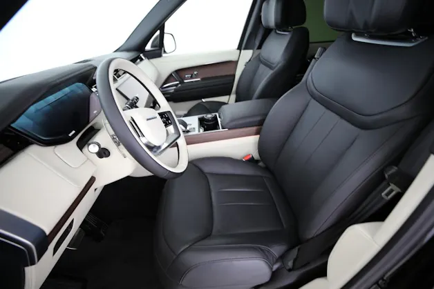 Land Rover Range Rover 3.0 I6 Autobiography LWB 7P.