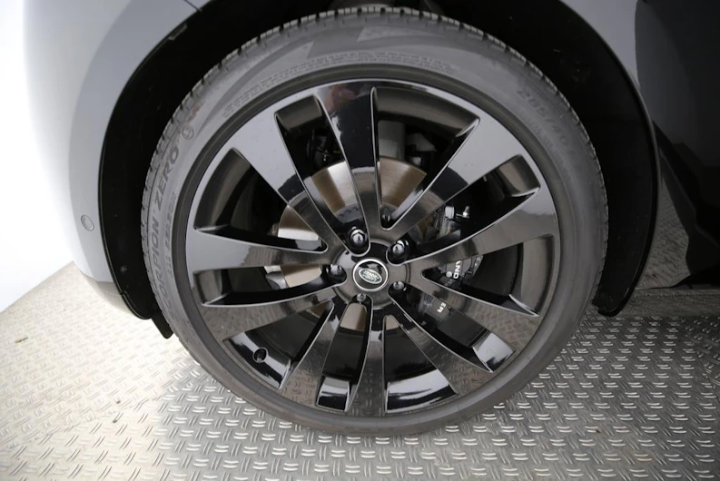 image du véhicule LAND ROVER RANGE ROVER