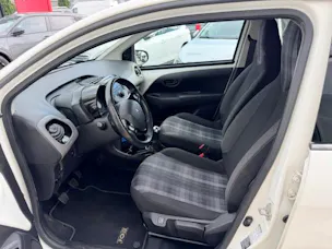 PEUGEOT 108 1.0 VTi Active Top S/S