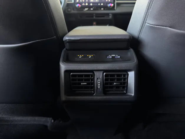 Subaru Solterra eV Luxury AWD