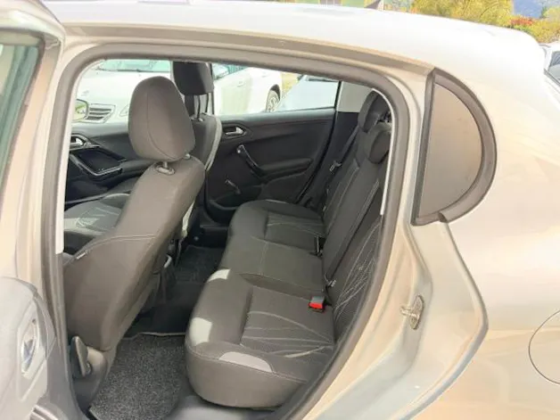 PEUGEOT 208 1.4 VTi Active