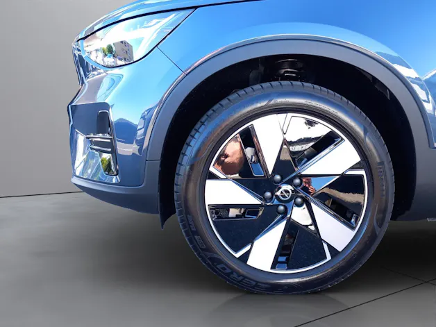 VOLVO EX40 Twin Plus AWD