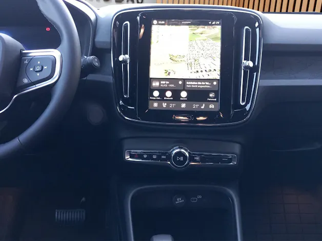 VOLVO EX40 Twin Plus AWD