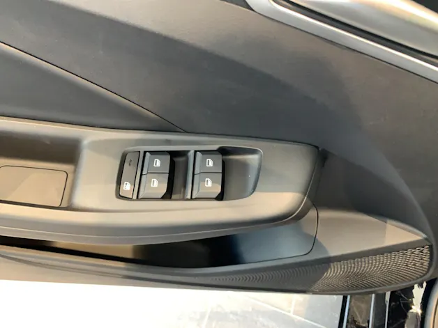 MG 3 1.5 Hybrid Luxury