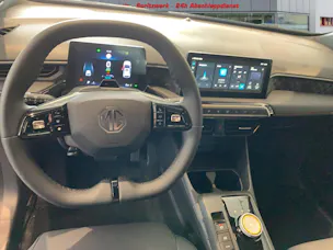 MG 3 1.5 Hybrid Luxury