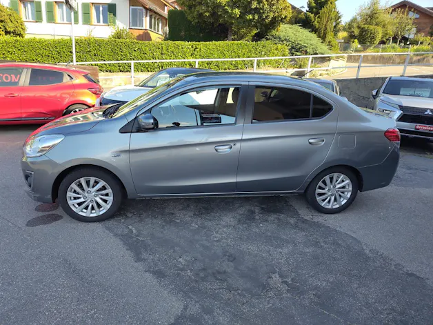 Mitsubishi Attrage 1.2 MIVEC Intense