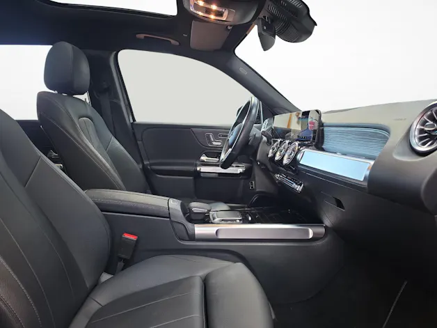 MERCEDES-BENZ GLB 220 d 4MATIC AMG Line
