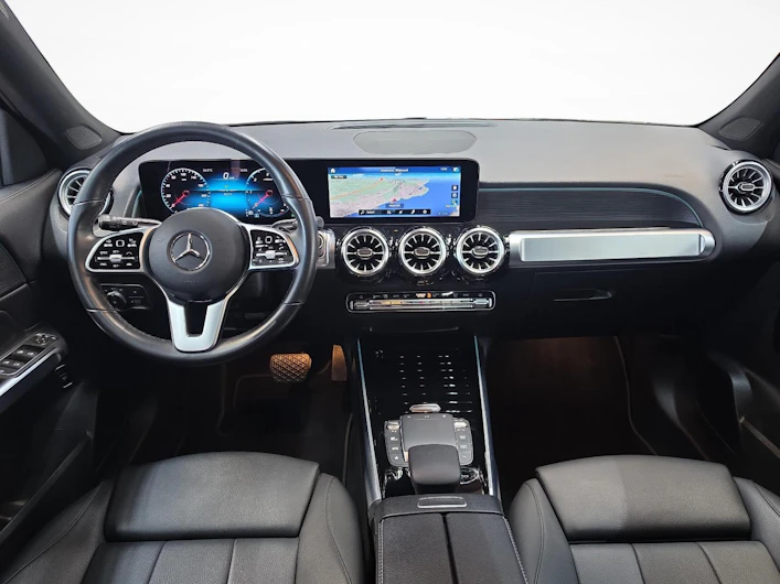 Fahrzeugbild MERCEDES-BENZ GLB 220