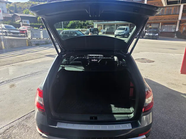 SKODA Octavia Scout 2.0 TSI 190 4x4 DSG