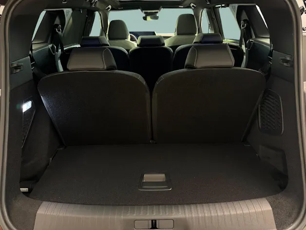 PEUGEOT 5008 e-GT Exclusive AWD