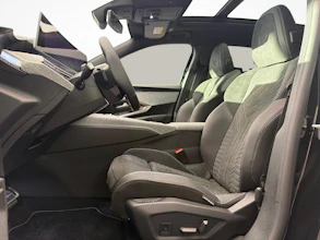 https://vehicle.imgix.net/4489920/b56bbd48-aa36-431f-92b2-310ada79bfad.jpg