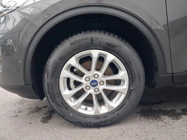 FORD Kuga 2.5 Hybrid Titanium