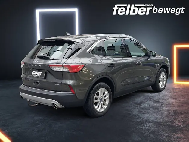 FORD Kuga 2.5 Hybrid Titanium