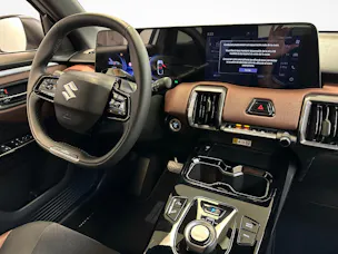 Suzuki e Vitara Piz Sulai Top 4x4