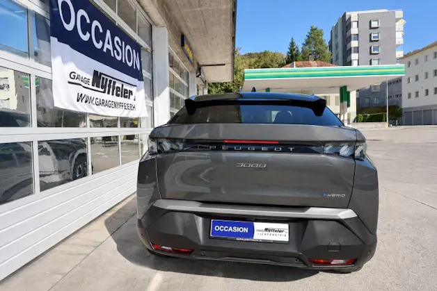 PEUGEOT 3008 1.2 Hybrid GT
