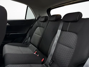 https://vehicle.imgix.net/4489966/621a2b4e-2bbc-4656-ac53-d118140b2ae4.jpg