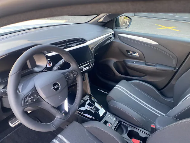 OPEL Corsa 1.2 T Hybrid Viva