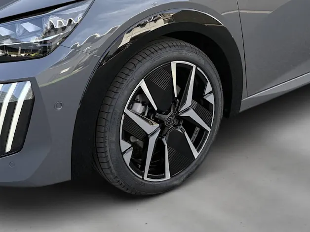 PEUGEOT 208 1.2 Hybrid 145 GT Exclusiv