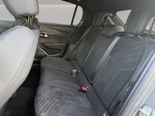 PEUGEOT 208 1.2 Hybrid 145 GT Exclusiv