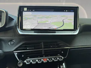 PEUGEOT 208 1.2 Hybrid 145 GT Exclusiv
