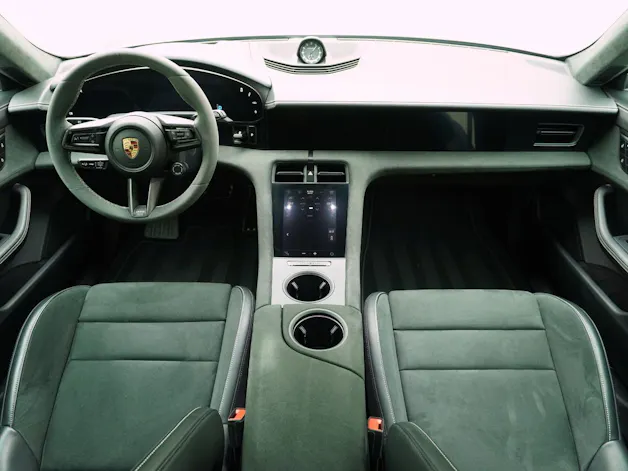 PORSCHE Taycan Sport Turismo GTS