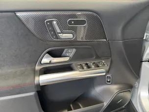 MERCEDES-BENZ GLA 250 4Matic Swiss Star