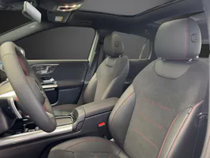 MERCEDES-BENZ GLA 250 4Matic Swiss Star