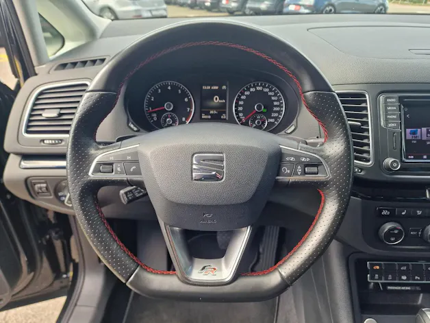 SEAT Alhambra 1.4 TSI DSG SWISS FR2