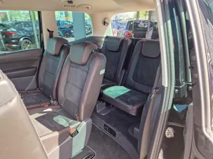 SEAT Alhambra 1.4 TSI DSG SWISS FR2