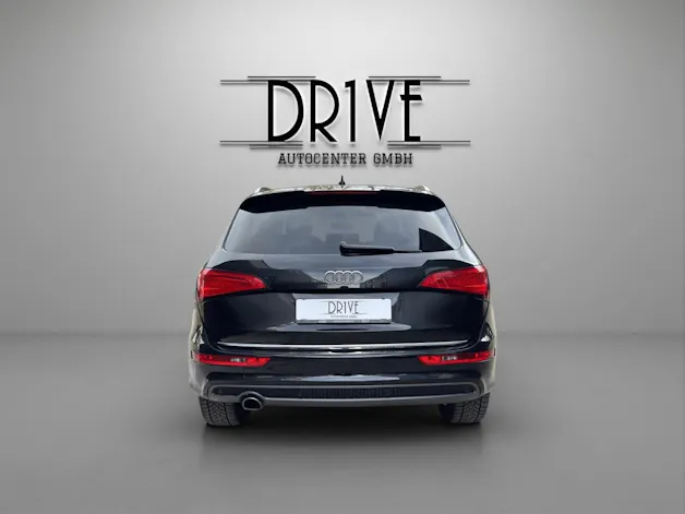 AUDI Q5 2.0 TDI quattro S-tronic