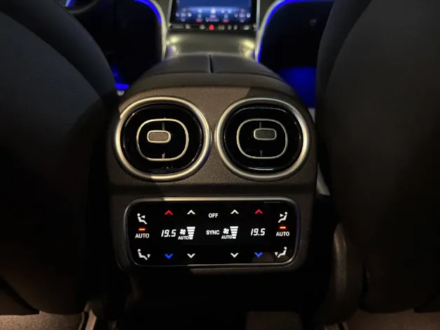 MERCEDES-BENZ C 220 d Swiss Star AMG Line 4matic Kombi