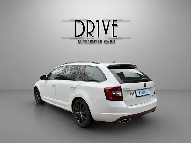 SKODA Octavia Combi 2.0 TSI RS DSG