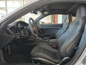 PORSCHE 911 Carrera T PDK
