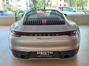 PORSCHE 911 Carrera T PDK