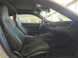PORSCHE 911 Carrera T PDK