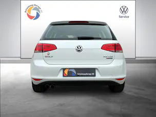 VW Golf 2.0 TDI Lounge 4Motion