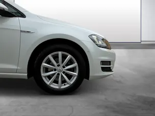 VW Golf 2.0 TDI Lounge 4Motion
