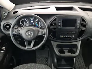 MERCEDES-BENZ eVito 129 Lang Tourer Pro