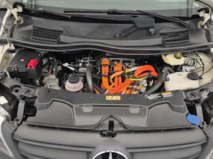 MERCEDES-BENZ eVito 129 Lang Tourer Pro