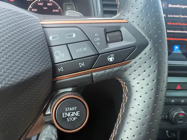 CUPRA Ateca 2.0 TSI VZ 4Drive DSG ** AKRAPOVIC - ABGASANLAGE **