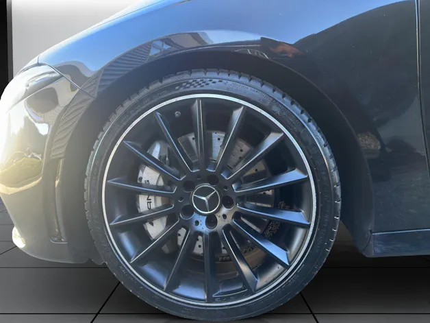 MERCEDES-BENZ A 35 AMG 4Matic