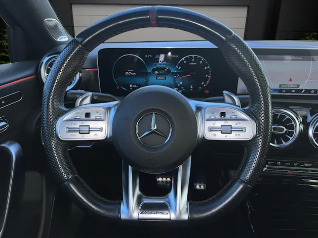 MERCEDES-BENZ A 35 AMG 4Matic