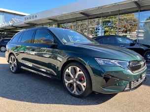 SKODA Octavia Combi 2.0 TSI DSG RS 30 Years Edition