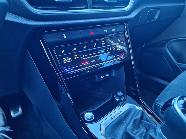 VW T-Roc 2.0 TSI R-Line DSG 4Motion