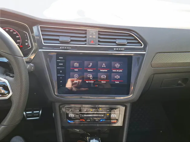 VW Tiguan 2.0 TDI SCR R-Line 4Motion DSG