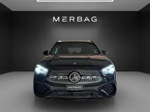 MERCEDES-BENZ GLA 250 4MATIC Swiss Star