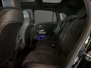 MERCEDES-BENZ GLA 250 4MATIC Swiss Star