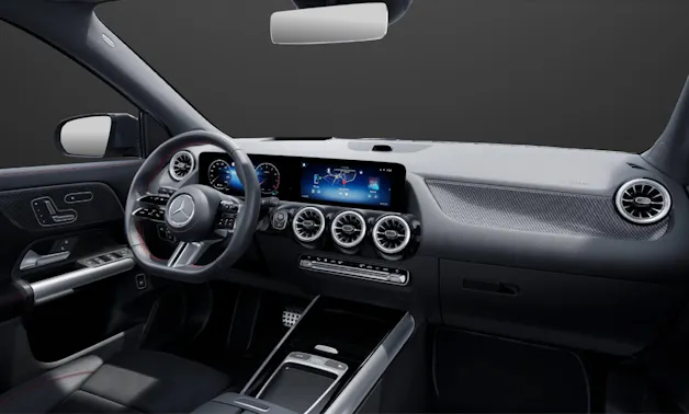 MERCEDES-BENZ GLA 200 7G-DCT