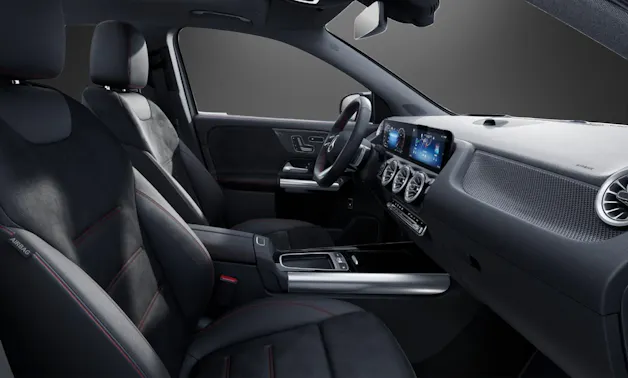 MERCEDES-BENZ GLA 200 7G-DCT