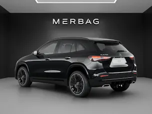 MERCEDES-BENZ GLA 200 7G-DCT